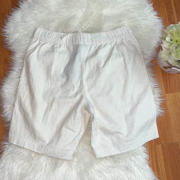 Causeway Bay White Linen Blend Long Summer Shorts Nasty Gal  size 10 - Picture 4 of 6